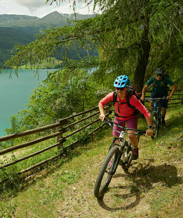 Drei-Länder-Enduro Tour am Reschen